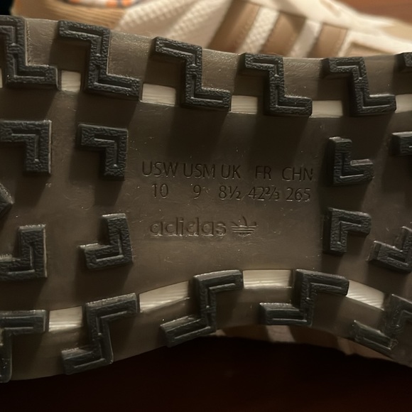 NWT, Adidas, neutral colors - Picture 4 of 5